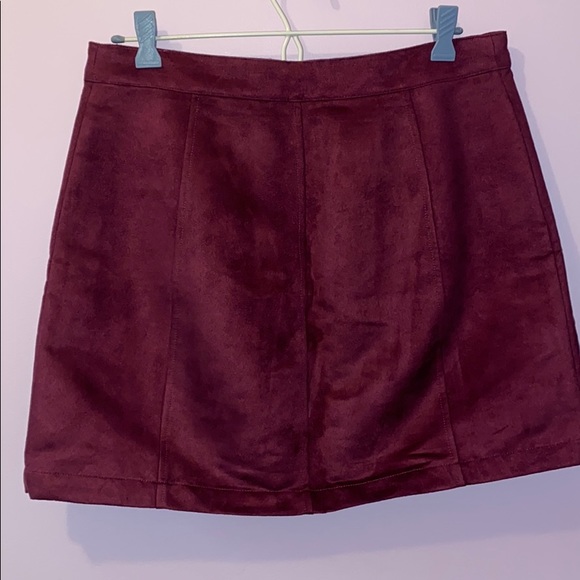 Suede mini skirt - Picture 3 of 3
